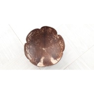 Lotus cake plate made of coconut shell (with legs)/Food plate/Coconut shell plate