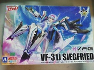 青島模型 超時空要塞