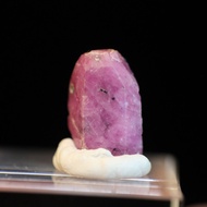 Indian Red Corundum Ruby Ore 26D26C