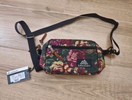 Gregory Padded  Shoulder  Pouch 斜孭包