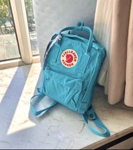 Fjallraven Kanken 背包