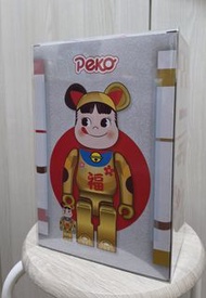 Medicom Toy  不二家 (Fujiya) 聯名 BE@RBRICK 招財貓牛奶妹 (Maneki Neko Peko-chan)金色電鍍 招財貓100% & 400%