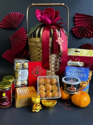 [PRE-ORDER] CNY Hamper 2022 - Prosperity Basket C Kueh Lapis, Pineapple Tarts, Abalone, Bird's Nest, Cahsew Nuts &amp; Ferrero Rocher Chocolate (ETA: 2022-02-07)