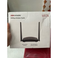 Liquidation HIKVISION DS-3WR3N 300Mbps N Smart Wifi Router