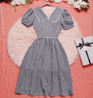 Đầm caro xinh công sở dáng dài xòe cổ v thanh lịch thiết kế đen trắng thời trang đi làm đi chơi tôn