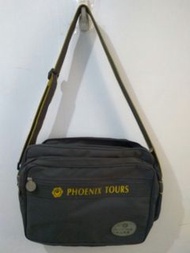 Note book bag #travel bag  材質很厚實的旅行袋/筆電包(寬36cm*長30cm)