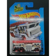 Hotwheels 5 alarm...