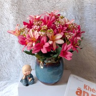 Chậu hoa lily đa màu cổ điển để bàn VI106 ( hoa lụa cao 22cm chậu sứ đường kính 9cm) hoa giả trang t
