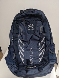 Arc'teryx Adventure 30L 背包
