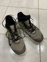 Nike 籃球鞋 US11