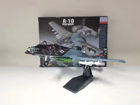 1/72 Plastic Model Airplane A-10 Thunderbolt II Warthog Plane Model Building Kits Toys Adult Assembl