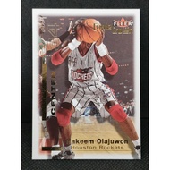 Fleer Triple Crown 2000-01 Hakeem Olajuwon nba card