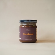 精細研磨的澳洲堅果與黑巧克力混合