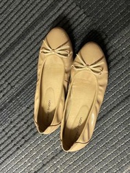 Maud frizon flats