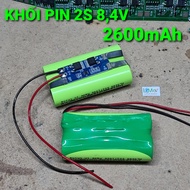 Khối pin 2S 2000mAH - 20A. (74V Cạn - 84V Đầy). Được đóng từ 2 cell pin Lithium 18650 Mới. Có mạch b