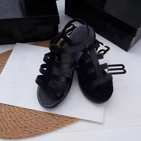 New Top quality Women Flat Roman Jelly Shoes Girl Fashion Classical Casual Non-slip Beach Shoes Ladi