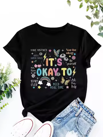 Potdemiel Mickey Mouse Vintage Retro Mickey Holding Pumpkin Lantern &amp Castle Graphic T-Shirt Offi