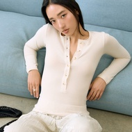 The Still - Emmas Henley Top - เสื้อแขนยาว ทรงเข้ารูป