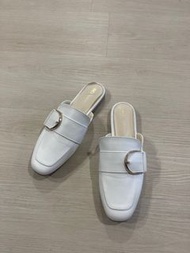 NET白色鞋子全新