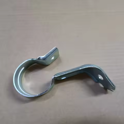 For Nissan Paladin Odin D22 NP300 Ruiqi Pickup Exhaust Pipe Hanger Muffler Mount