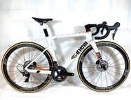 Cinelli Disc Carbon Roadbike全內走碟剎公路車da9120套件vision碳輪  Cinelli Pressure全內走碳纖維碟剎公路車架 Shimano Duraace R9120帶邁金雙邊功率計 Vision Metron 40 Sl碳纖維ling