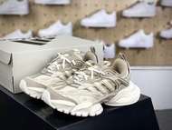 Adidas XLG Runner Deluxe