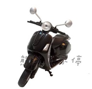 &lt;現貨&gt;偉士牌 Vespa GTS 摩托車 125CC 2017年 黑色 1:18 仿真合金復古踏板摩托車模型