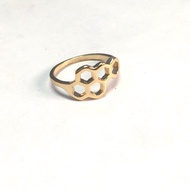 Bee hive ring