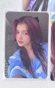 NewJeans Danielle omg shop.ee 專輯特典小卡