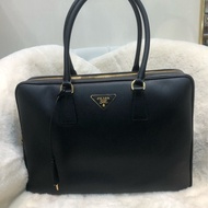 Prada 普拉達黑色十字紋皮肩背包 公事包 XC249