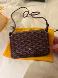 Goyard  Plumet in burgundy 三層信封包