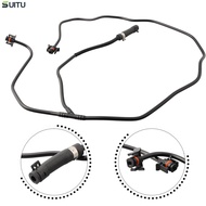 ท่อยางอัตโนมัติ CV6Z-8K012-K สายยางอ่างเก็บน้ำพลาสติก & โลหะ & ยางที่เชื่อถือได้สูง