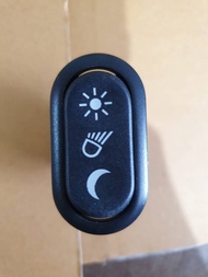 สวิตช์ สวิตซ์ไฟบูม สวิทช์ เปิด ปิด ไฟ โคมัตสุ PC200-8 PC120-8 PC130-8