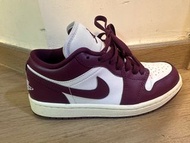 Nike Air Jordan 1 Low EUR 36.5酒紅色