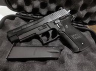 二手寄賣 8成新 KSC/KWA P226 全金屬 刻字版 瓦斯手槍 1槍1匣 含槍箱