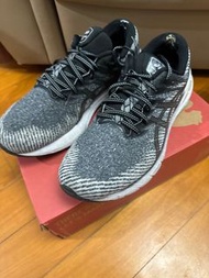 ASICS GT-2000 跑鞋