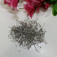 9 nails, 22 grams of squid nails