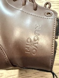 NUOVO 兒童鞋 22號碼
