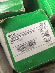 Schneider Kavacha 天甲 440V 35A三極曲架掣 IP66 WHT35 GY