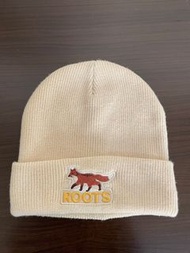 Roots杏色針織毛帽