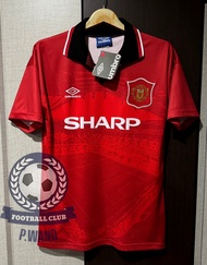 New !! เสื้อฟุตบอลย้อนยุค Retro  แมนยู Home ปี 1994-1996 คอปก เฟล็ก David Beckham, Paul Schole, Eric