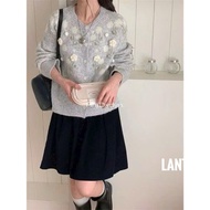 Beautiful embossed flower cardigan 2688