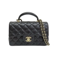 黑色羊皮 Mini 經典手把 口蓋 鍊帶 肩背包 AS2431【CHANEL 香奈兒】 AS2431