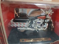 1:18 Harley Davidson Custom Classic 模型