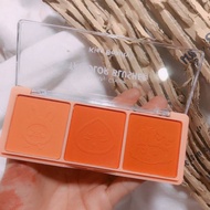 Kiss Beauty On My Cheek Tricolor Blusher Palette NDS-01111