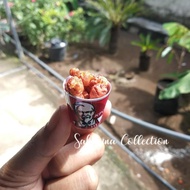 Miniatur ayam goreng KFC Bucket