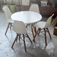 Eames Style Kids Table Set, Mid-Century Modern, Table with 4 Chairs