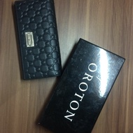 oroton wallet black
