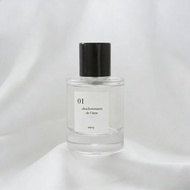 | 中性茶木調 | 大吉嶺茶 桂花 檀木 | 01靈魂的低語香水 50ml