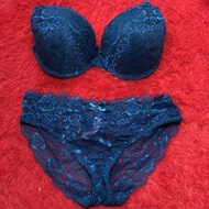 Victoria secret..Bra size 36A M-L Standard 1